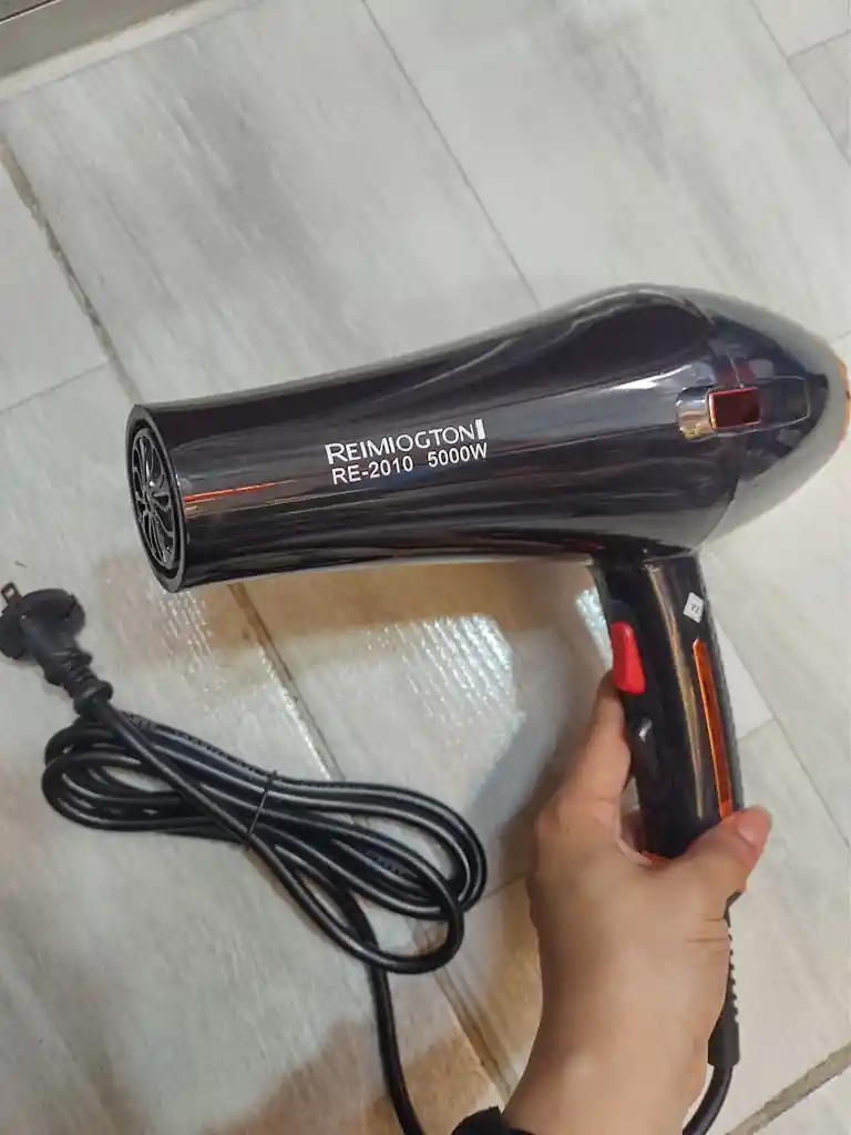 Secador Para Cabello De 5000 W Re-2010 Remiogton Negro Con Dorado