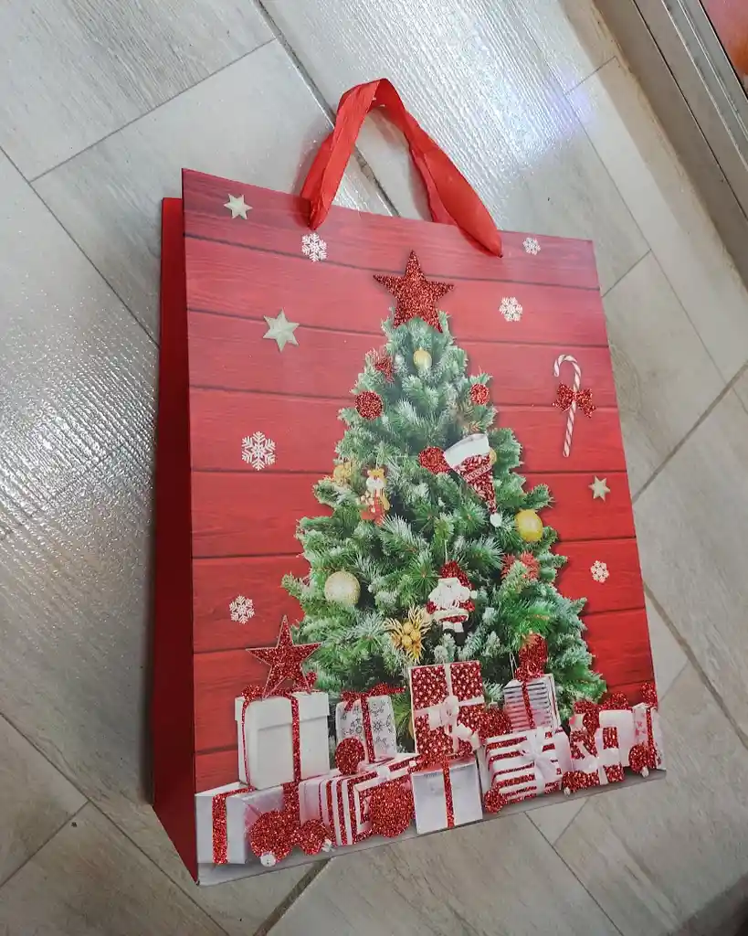 Bolsa De Regalo Navidad Roja Arbol De Navidad Mediana 32 Cm X 25 Cm