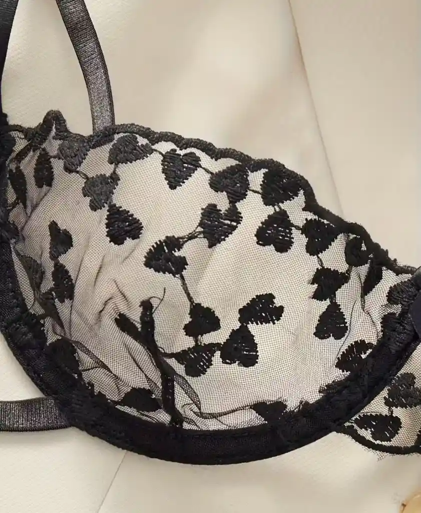 Set Corazones Bordados