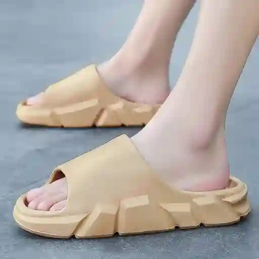 Sandalia En Eva Talla 39