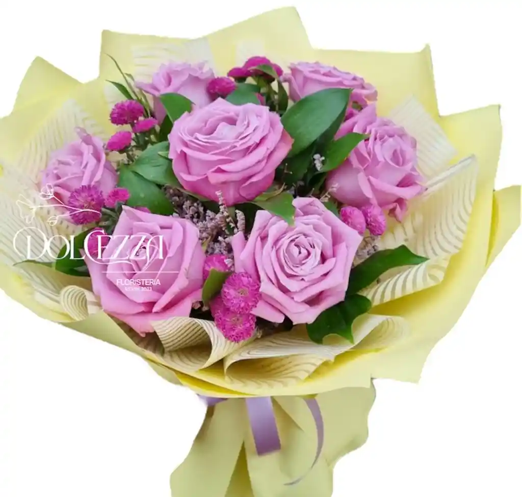 Flores Rosas Lila En Bouquet