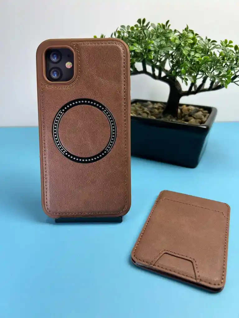 Forros Iphone 11 Cuero + Tarjetero