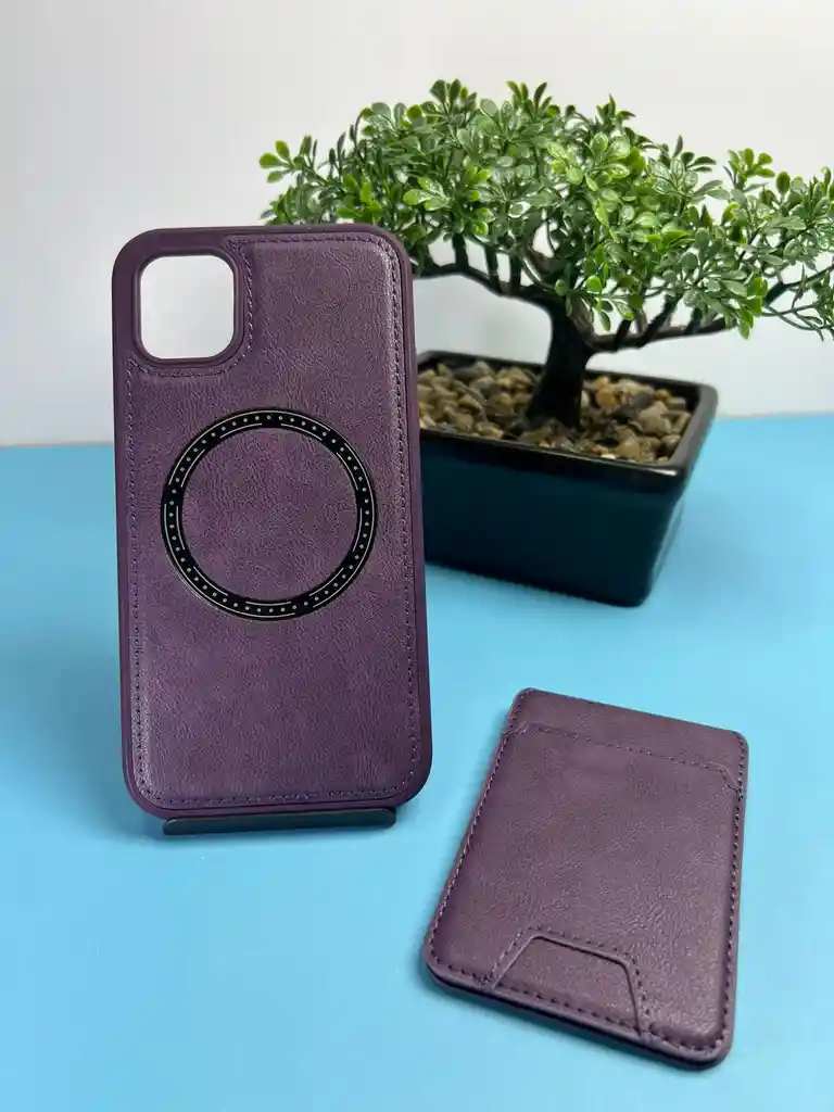 Forros Iphone 11 Cuero + Tarjetero