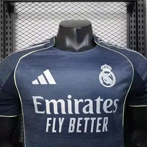 Camiseta Real Madrid Visitate 2025 (talla L)