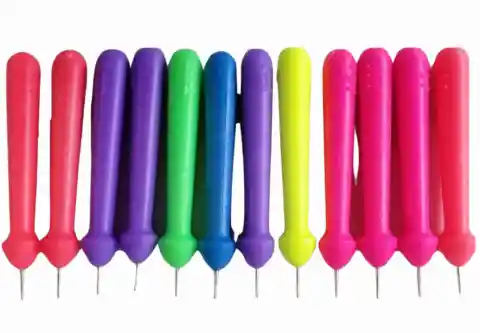 Punzon Escolar Con Punta Metal