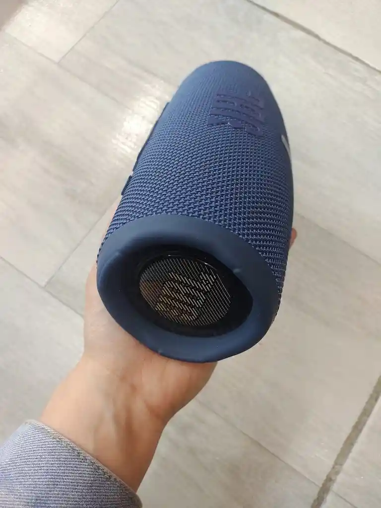 Parlante Jbl Charge Inalambrico Bluetooth Audio Nitido Azul Oscuro