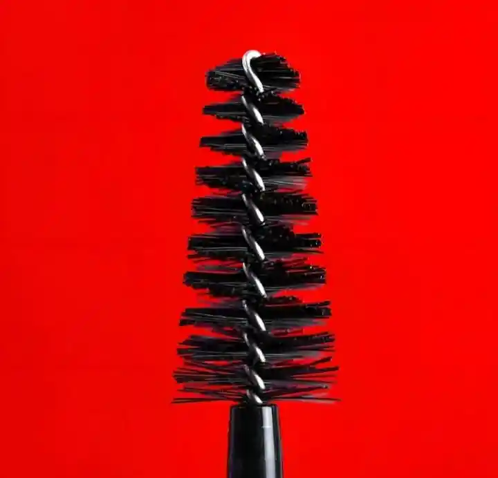 Prosa Passion Roja Pestañina Negra 13ml.