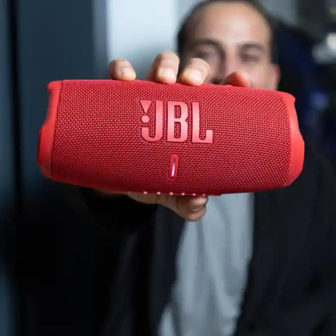 Parlante Jbl Charge Inalambrico Bluetooth Audio Nitido Rojo