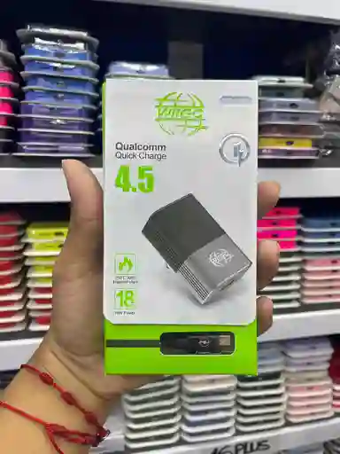 Cargador V8 | Wiigo | Qualcomm Quick Charge 4.5 | 18w | Cargador Completo