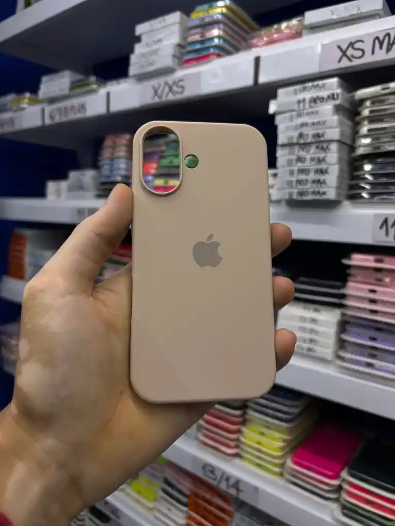 Iphone 17 | Color Beige | Silicone Case | Rigido | Carcasa Protectora | Antihumedad