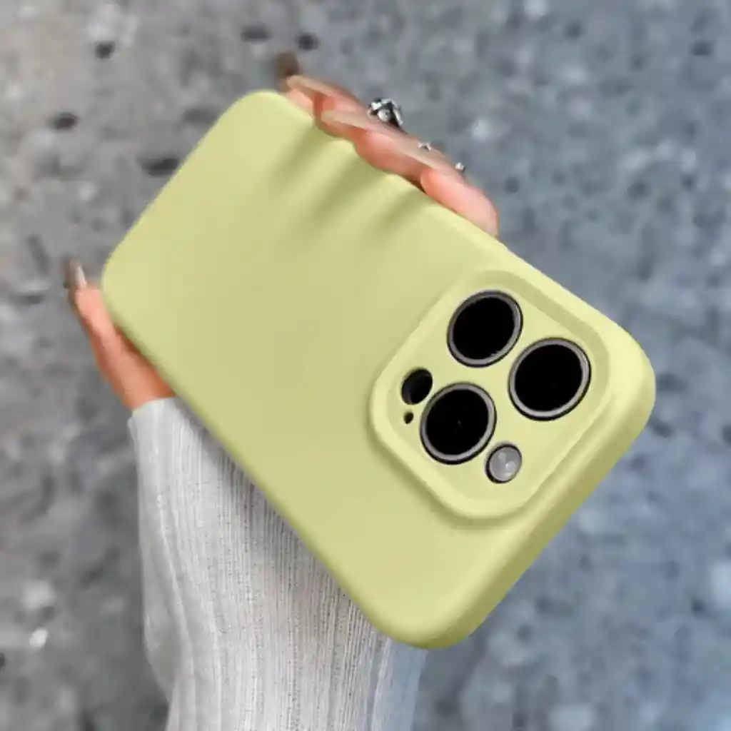 Estuche Para Iphone 16 Pro Max De Silicona