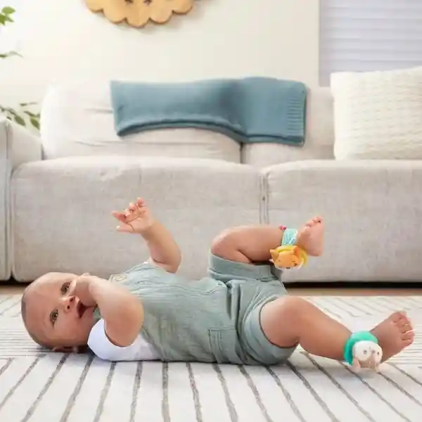 Sonajero Sensorial Para Bebés Con Mordedor Suave Motricidad