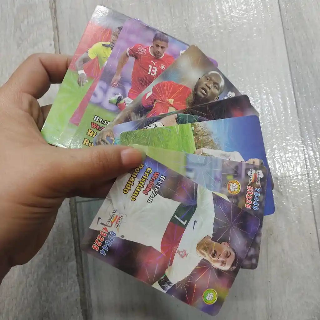 3 Sobres De Cartas Fifa World Cup 2026 Brillantes (total 24 Cartas)