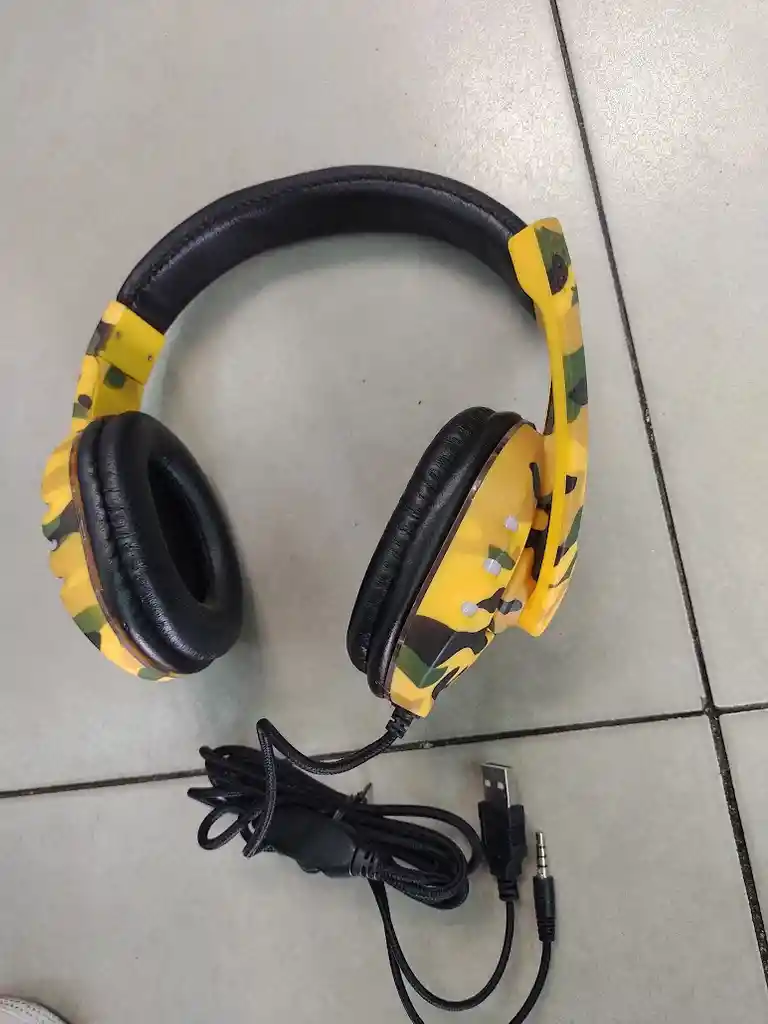 Audifonos Con Cable Diadema Militar Amarilla Games