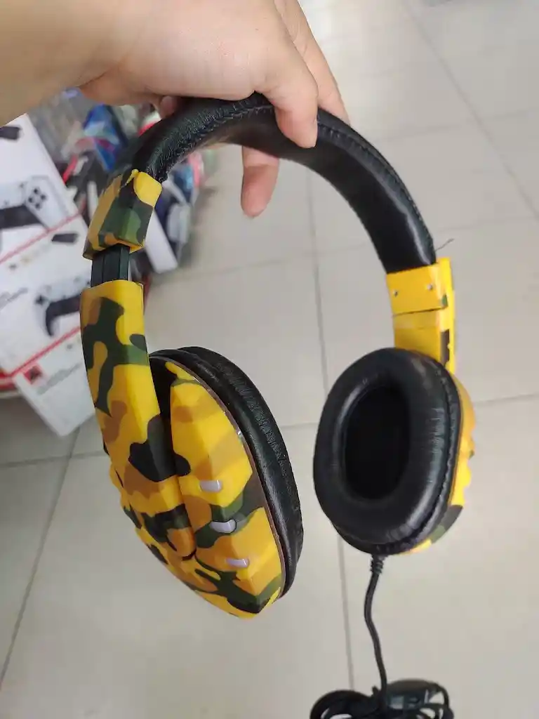 Audifonos Con Cable Diadema Militar Amarilla Games