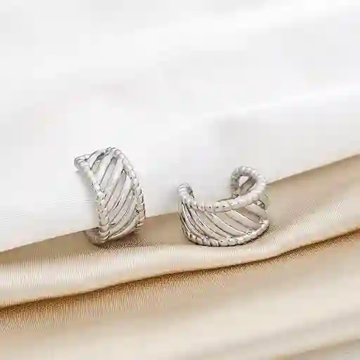 Earcuff Líneas Plateado Moderno