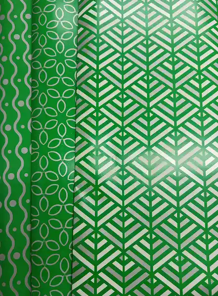 Papel Regalo Tonos Verde X 2 Unidades.