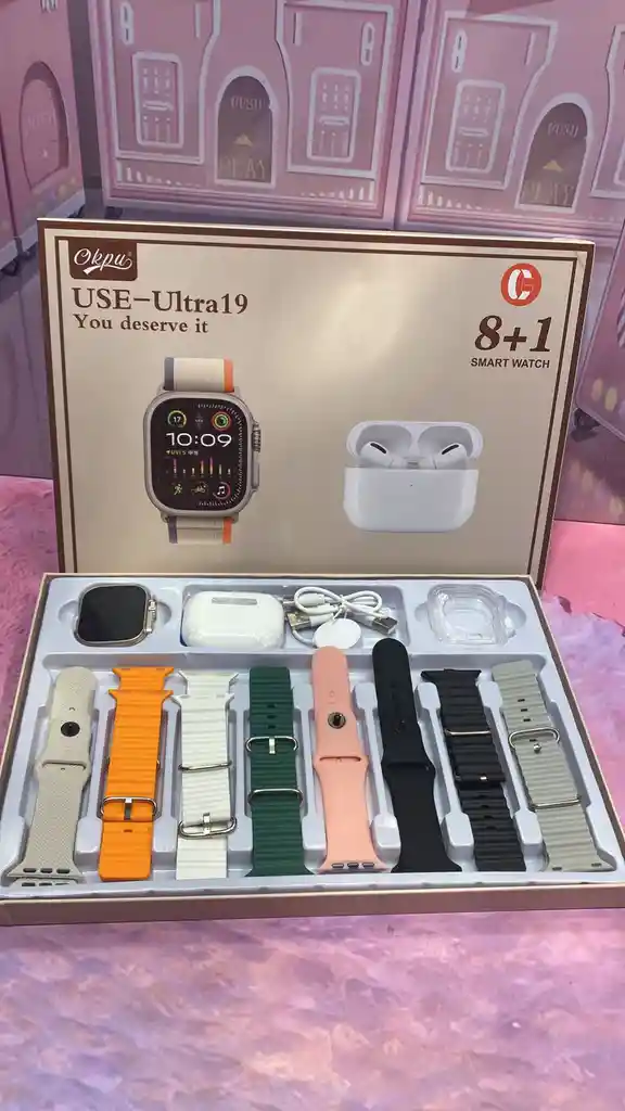 Combo Smartwatch Ultra 19 8 + 1