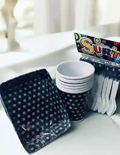 Set De Platos, Vasos Y Cucharas Con Diseño De Puntos Blancos Para Fiestas Y Piñatas