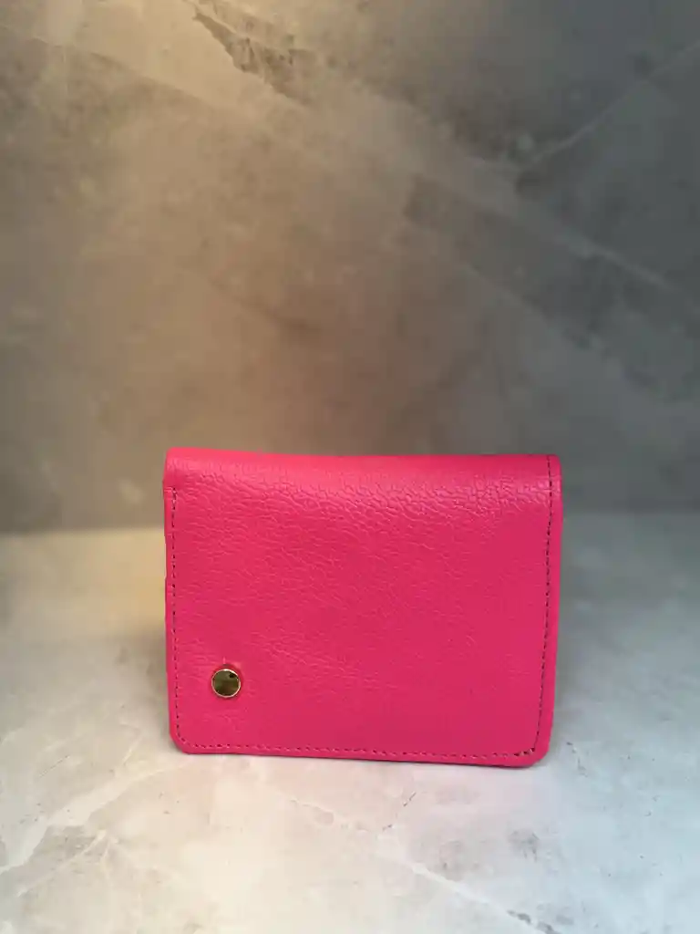 Billetera En Cuero Fucsia
