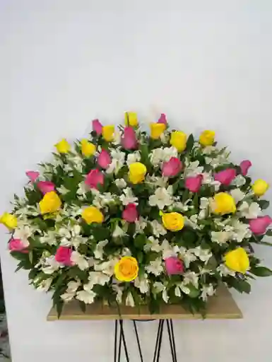 Ramo De Rosas Variadas