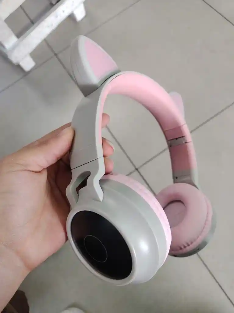 Audifonos Inalambricos Diadema Beige Orejas De Gato