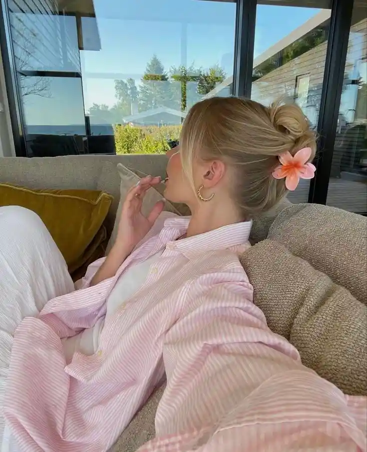 Pinza Caimán Gancho Flor Hawaiana Grande Para Pelo Cabello