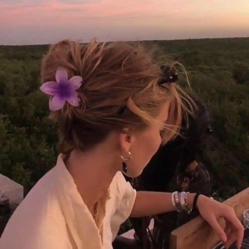 Pinza Caimán Gancho Flor Hawaiana Grande Para Pelo Cabello
