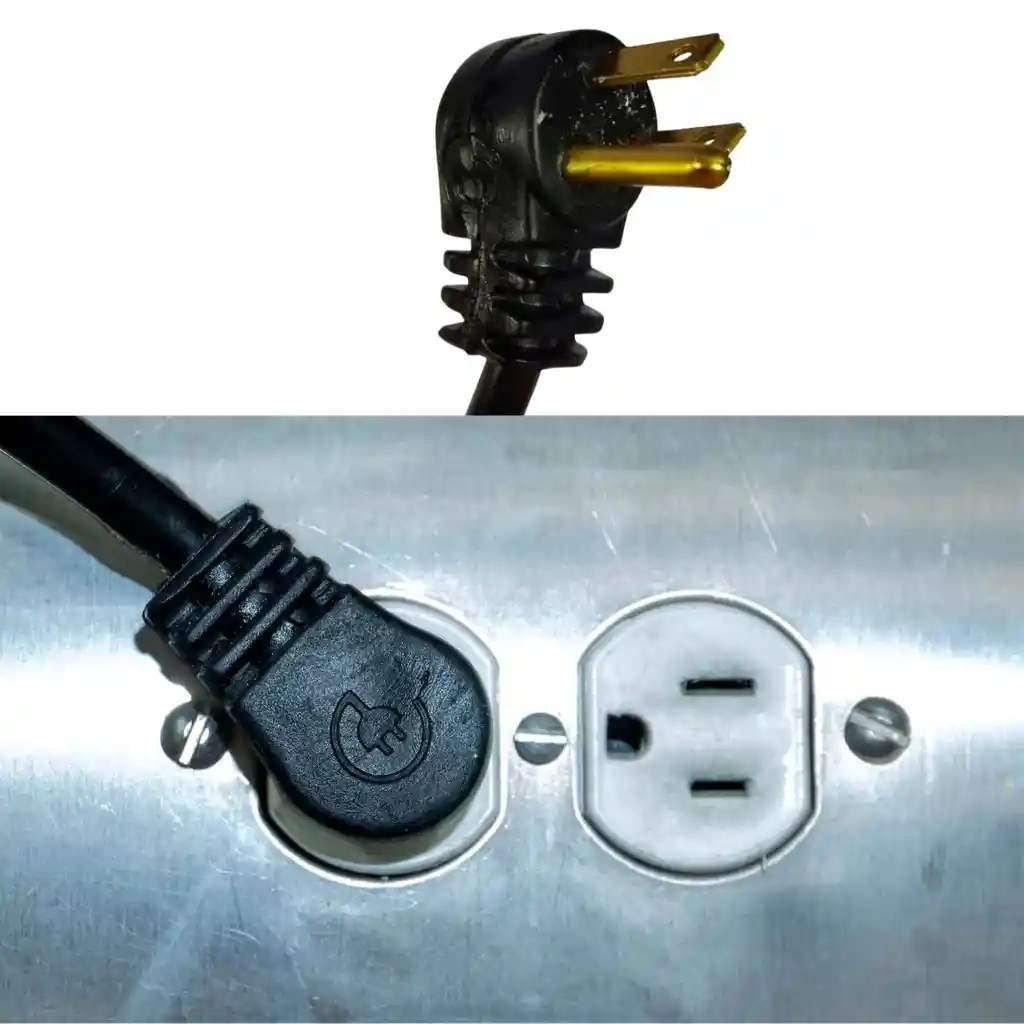 Multitoma Metálica 8 Salidas De 5 Metros