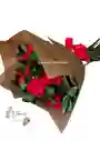 Bouquet De 24 Rosas Con Rusco