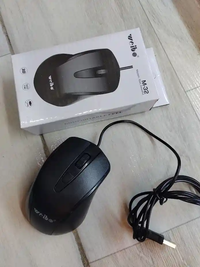 Mouse Con Cable Negro Weibo Ergonomico Alambrico M-32