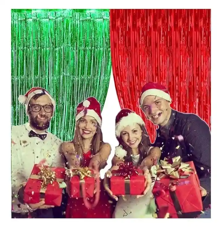 Cortinas Metalizadas Flecos Color Rojo Y Verde Cada De (1metro Ancho X 2 Metros De Largo)