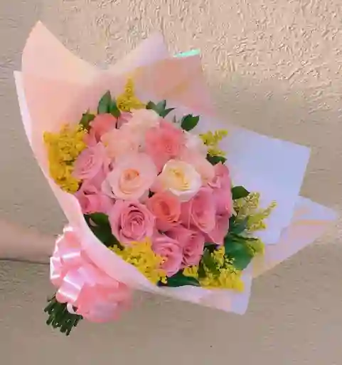 Bouquet De Rosas