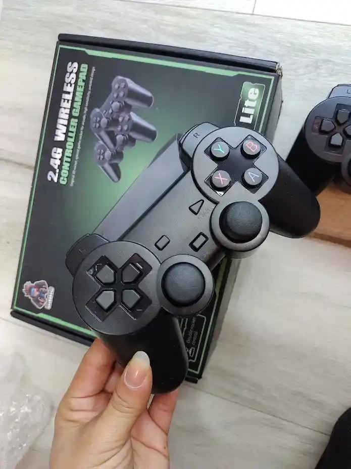 Consola De Juegos Retro En Hdmi M8 Con Controles Inalambricos