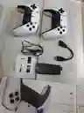 Consola De Juegos Retro En Hdmi M8 Pro Con Controles Inalambricos Blancos Game Stick