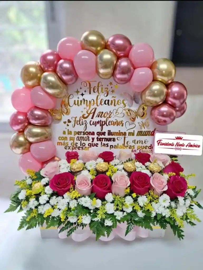 Caja De Rosas Y Globos