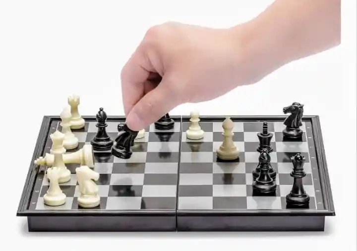 Ajedrez Magnético Juego De Mesa Chess Tablero (18x18 Cm) Ref/3320m