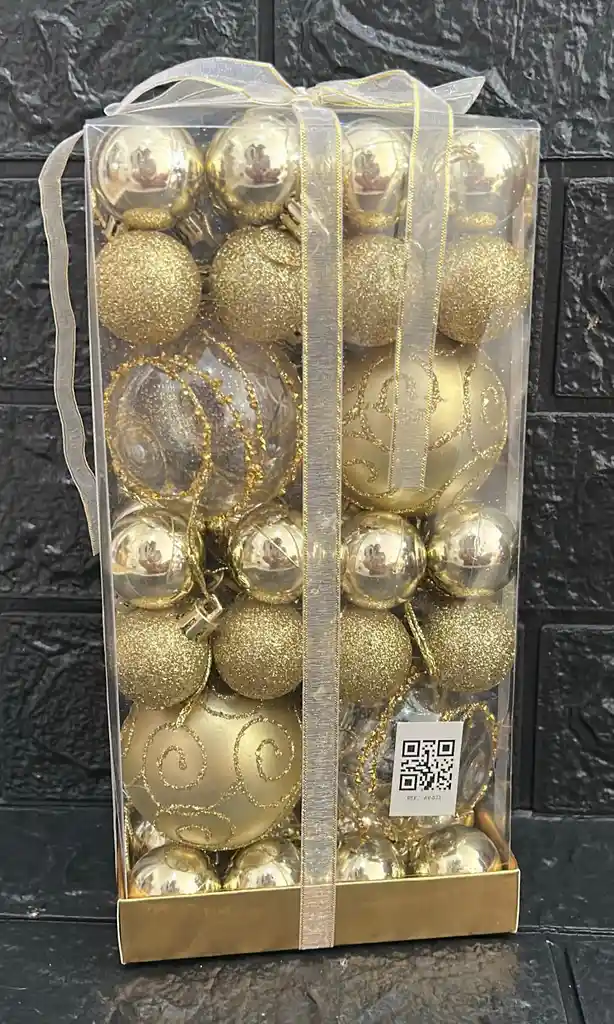 Bolas De Navidad X44 Unidades (4 #6) Y (40 #3) Doradas
