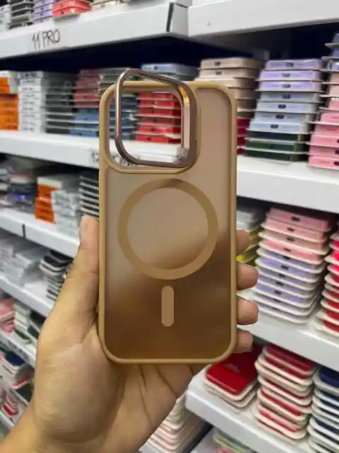 Iphone 14 Plus | Case Premium | Forro Rigido | Carcasa Protectora Con Soporte | Beige