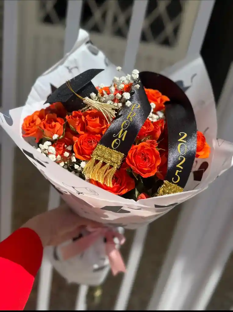 Grado Flores Bouquet Congratulaciones