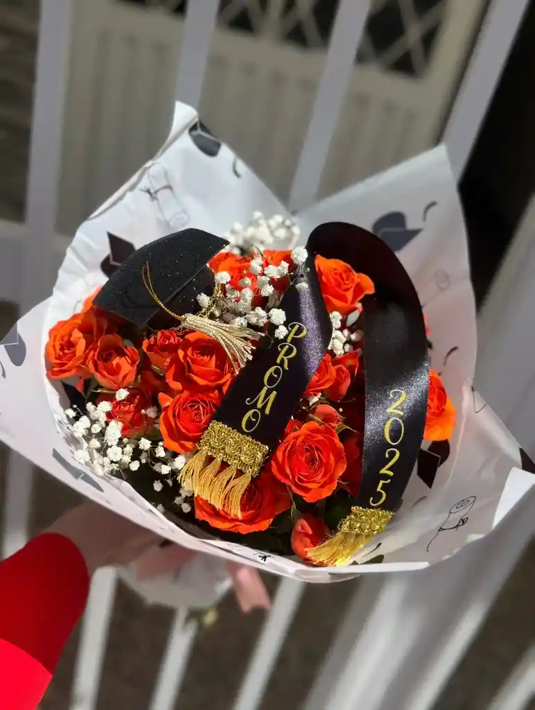 Grado Flores Bouquet Congratulaciones