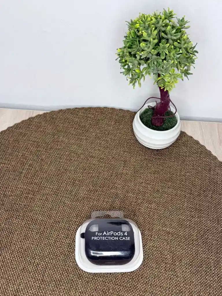 Forro Aipods 4 / Silicona Negro / Proteccion