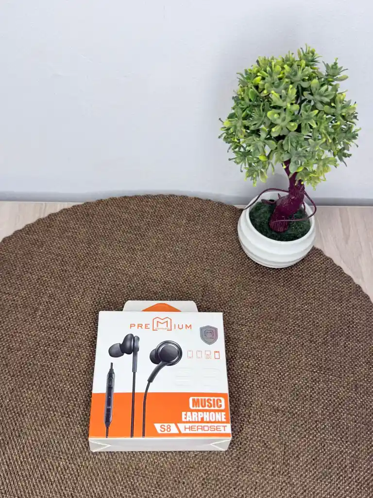 Audifonos Con Microfono 3.5mm Entrada Plus / Premium