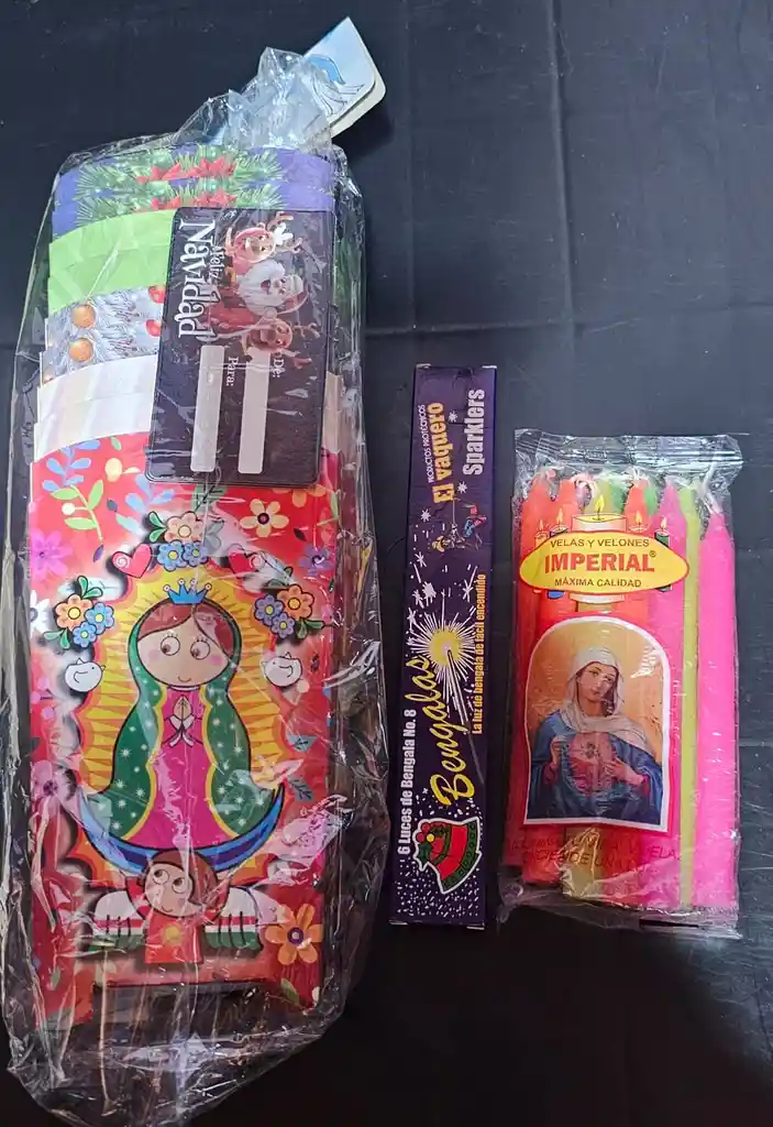 1 Paquete De Velas Multicolor 14cm X 10 Unidades + 1 Paquete De Faroles X 10 Unidaddes+mas 1 Caja De Chispitas X 6 Unidades Dia De Las Velitas Dia De La Virgen Navidad