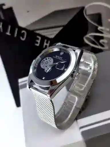 Reloj Rolex Manilla Tipo Malla Plateado Negro