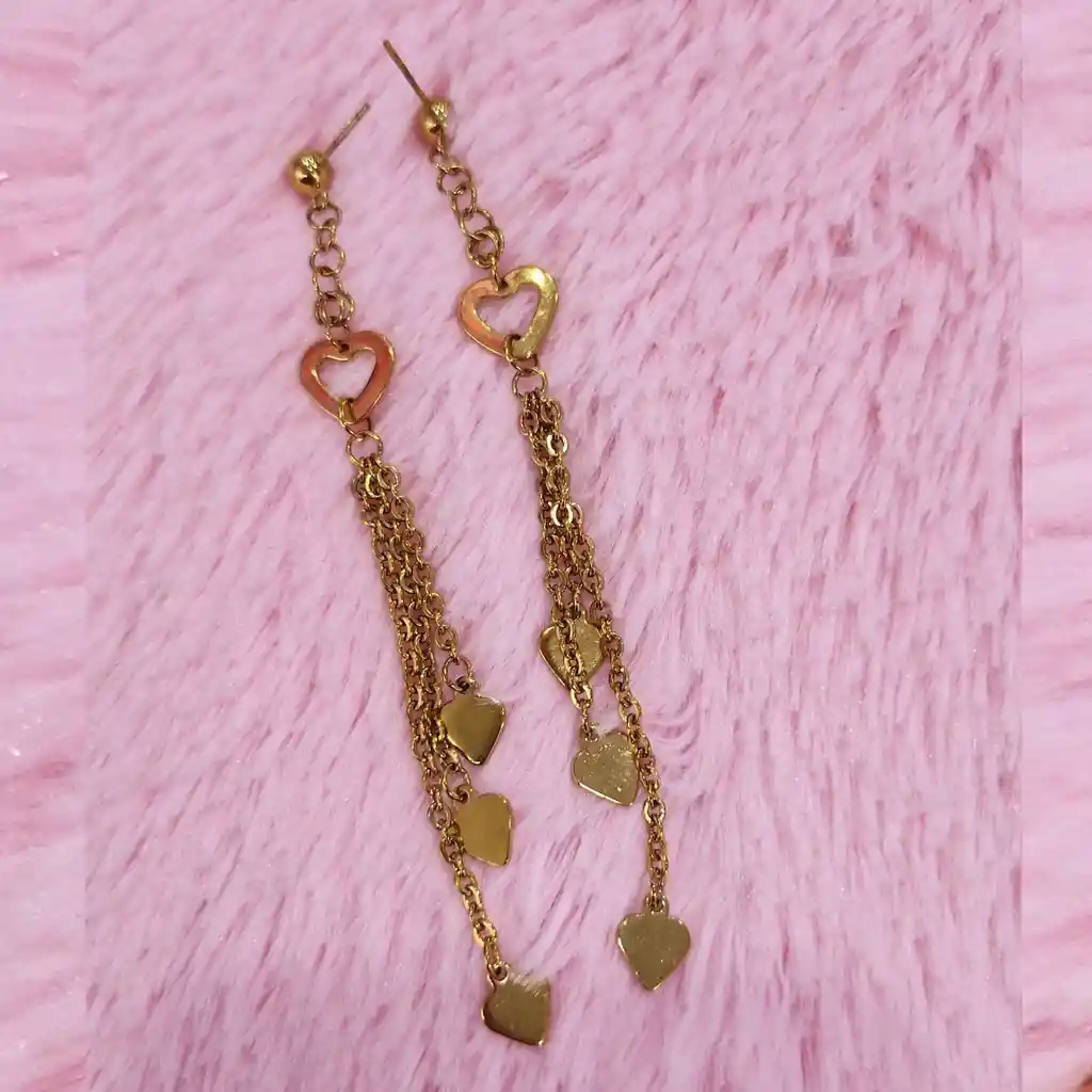 Aretes Acero Dorado Largos Corazon