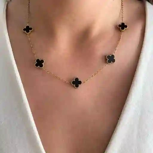 Collar De Trébol En Acero Inoxidable