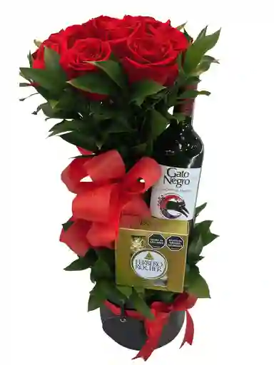 Caja De Rosas Rojas Con Vino Gato Negro Y Ferrero