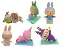 Figura Yoga Labubu Pop Mart 6 En 1