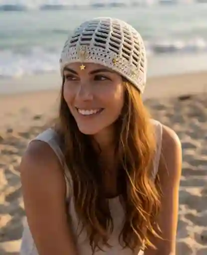 Gorro Tejido Para La Playa Arena Dorada